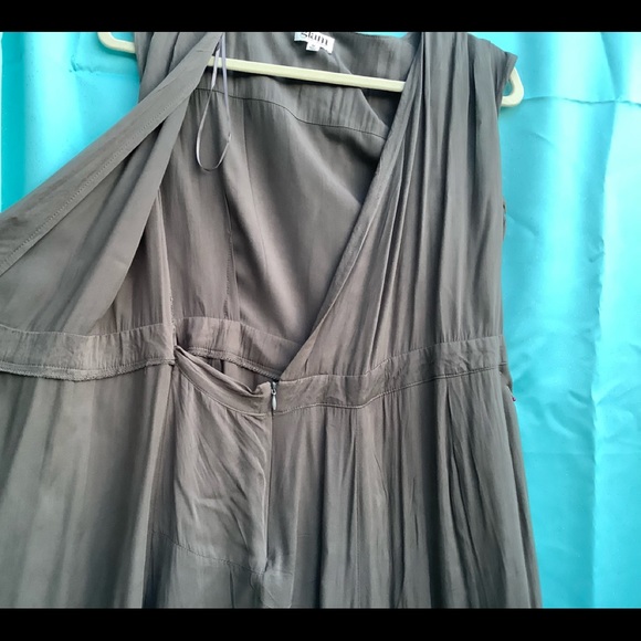 Jumpsuit - Picture 8 of 11